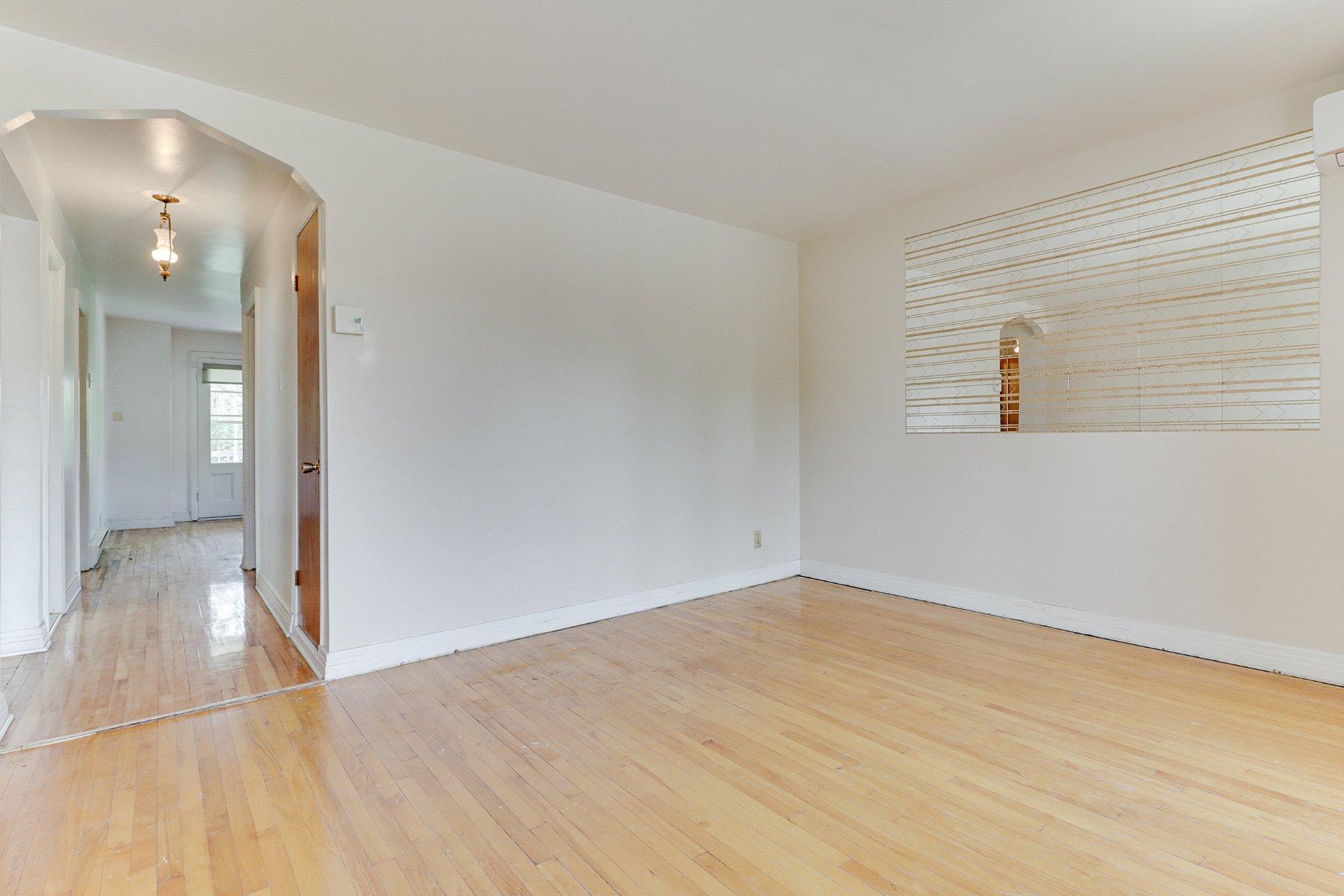 









3190

 - 3192


Rue Monsabré

,
Montréal (Mercier/Hochelaga-Maisonneuve),




QC
H1N2L5

