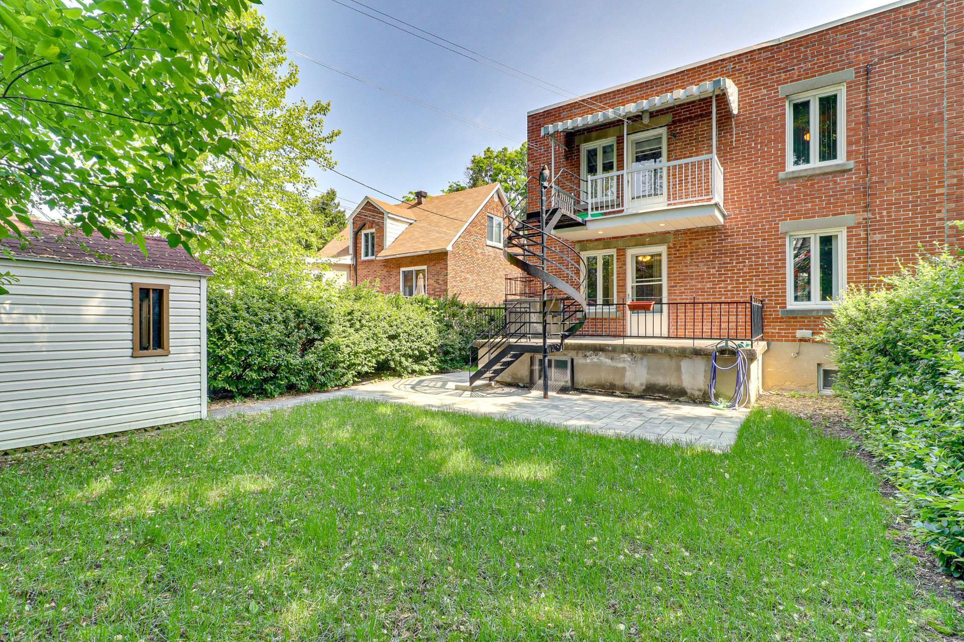 









3190

 - 3192


Rue Monsabré

,
Montréal (Mercier/Hochelaga-Maisonneuve),




QC
H1N2L5

