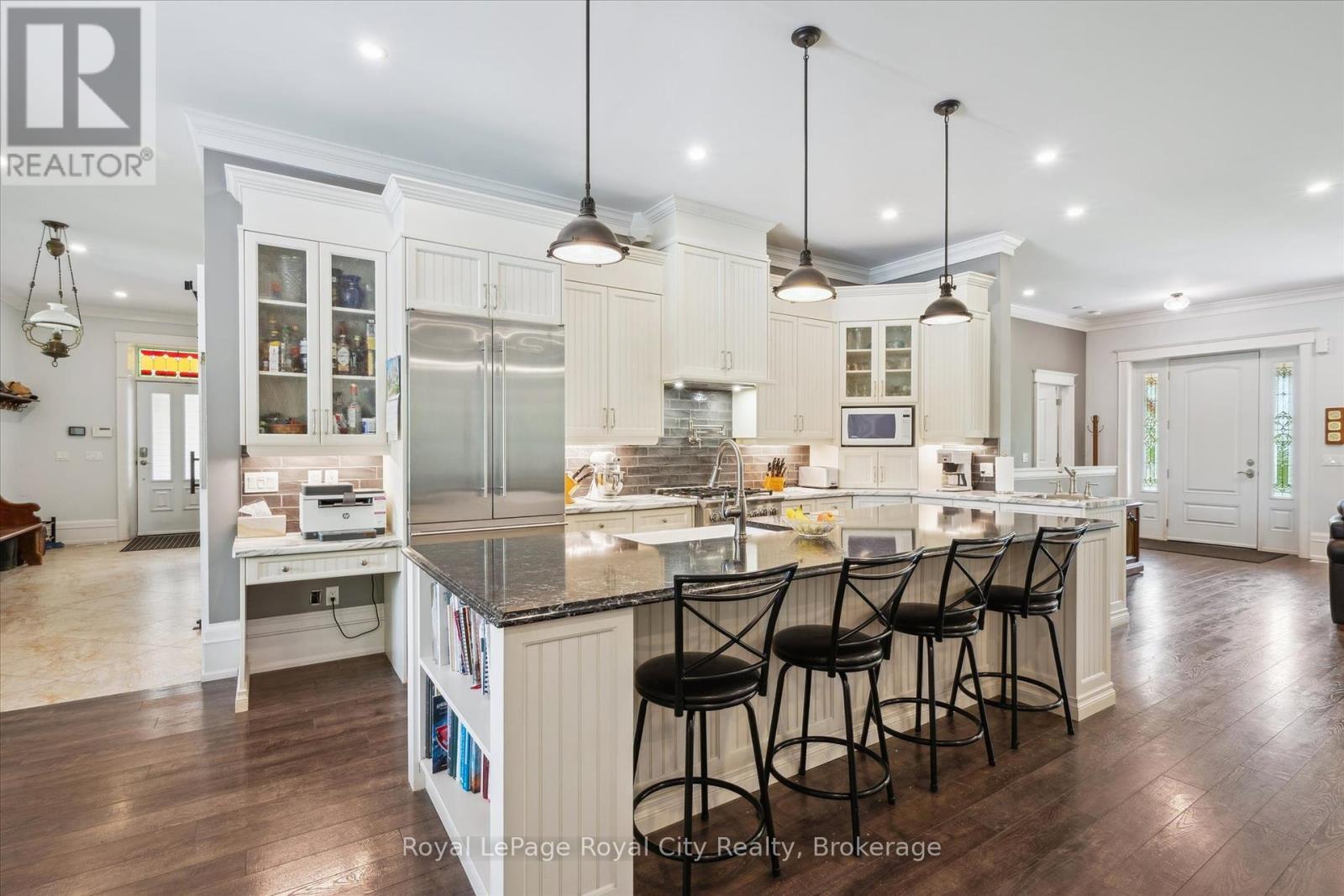 












8720 15 SIDE ROAD

,
Erin,




Ontario
N0B2K0

