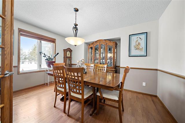 









3841


BIRDS HILL

RD,
East St Paul,




MB
R2E 1C2

