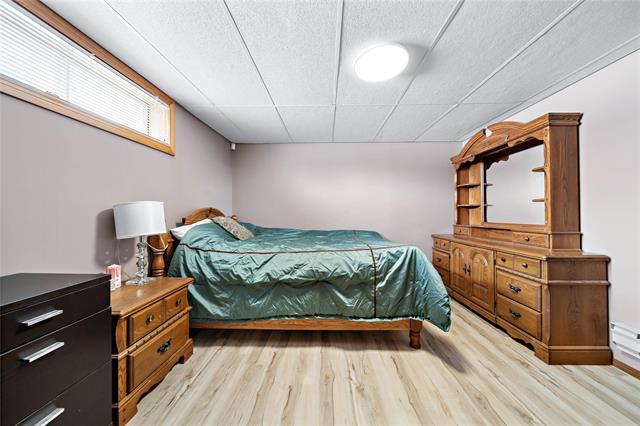 









3841


BIRDS HILL

RD,
East St Paul,




MB
R2E 1C2

