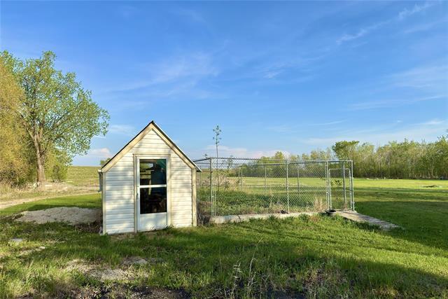 









3841


BIRDS HILL

RD,
East St Paul,




MB
R2E 1C2

