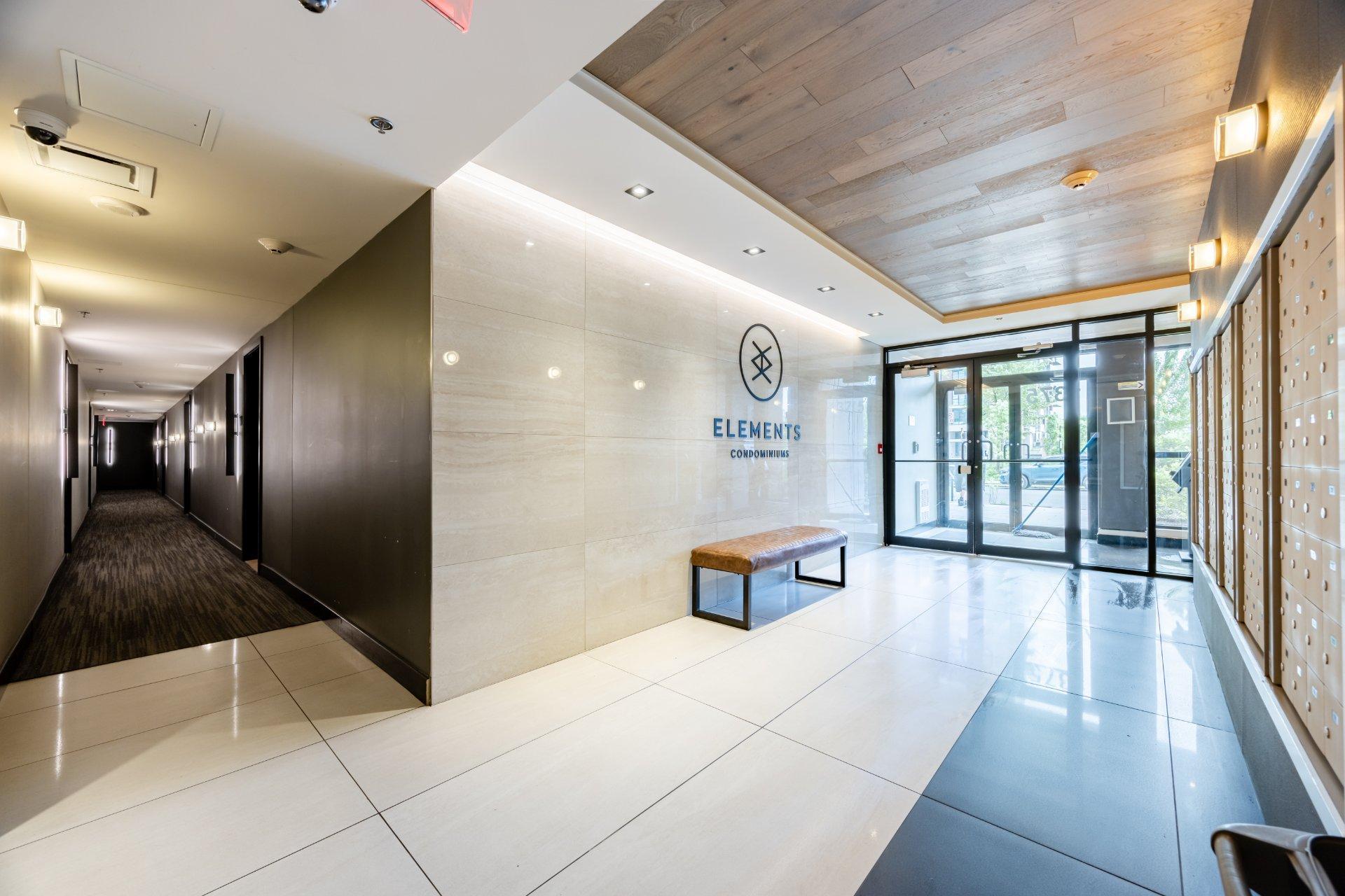 









1375


Rue des Bassins

, 1415,
Montréal (Le Sud-Ouest),




QC
H3C1W3

