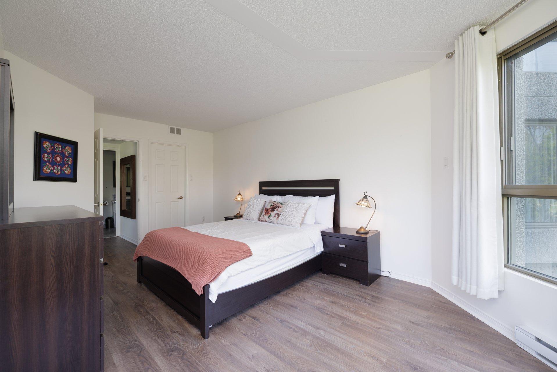 









8050


Boul. St-Laurent

, 108,
Brossard,




QC
J4X2P1


