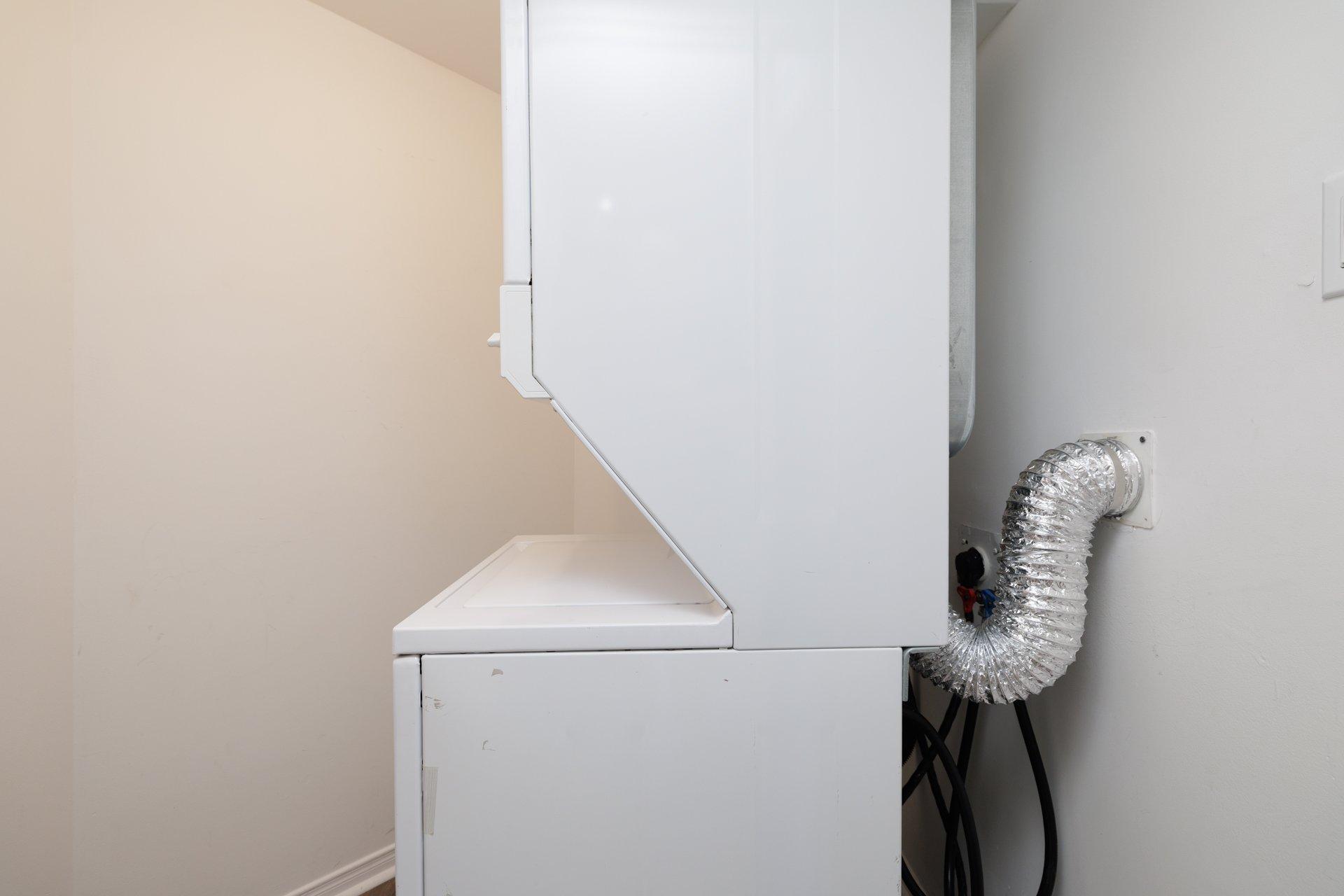 









8050


Boul. St-Laurent

, 108,
Brossard,




QC
J4X2P1

