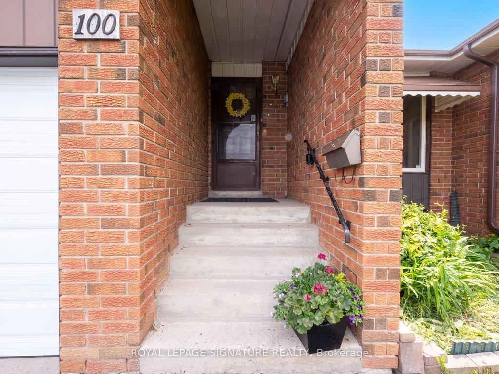 









100


Madison

Street,
Brampton,




ON
L6S 3C5

