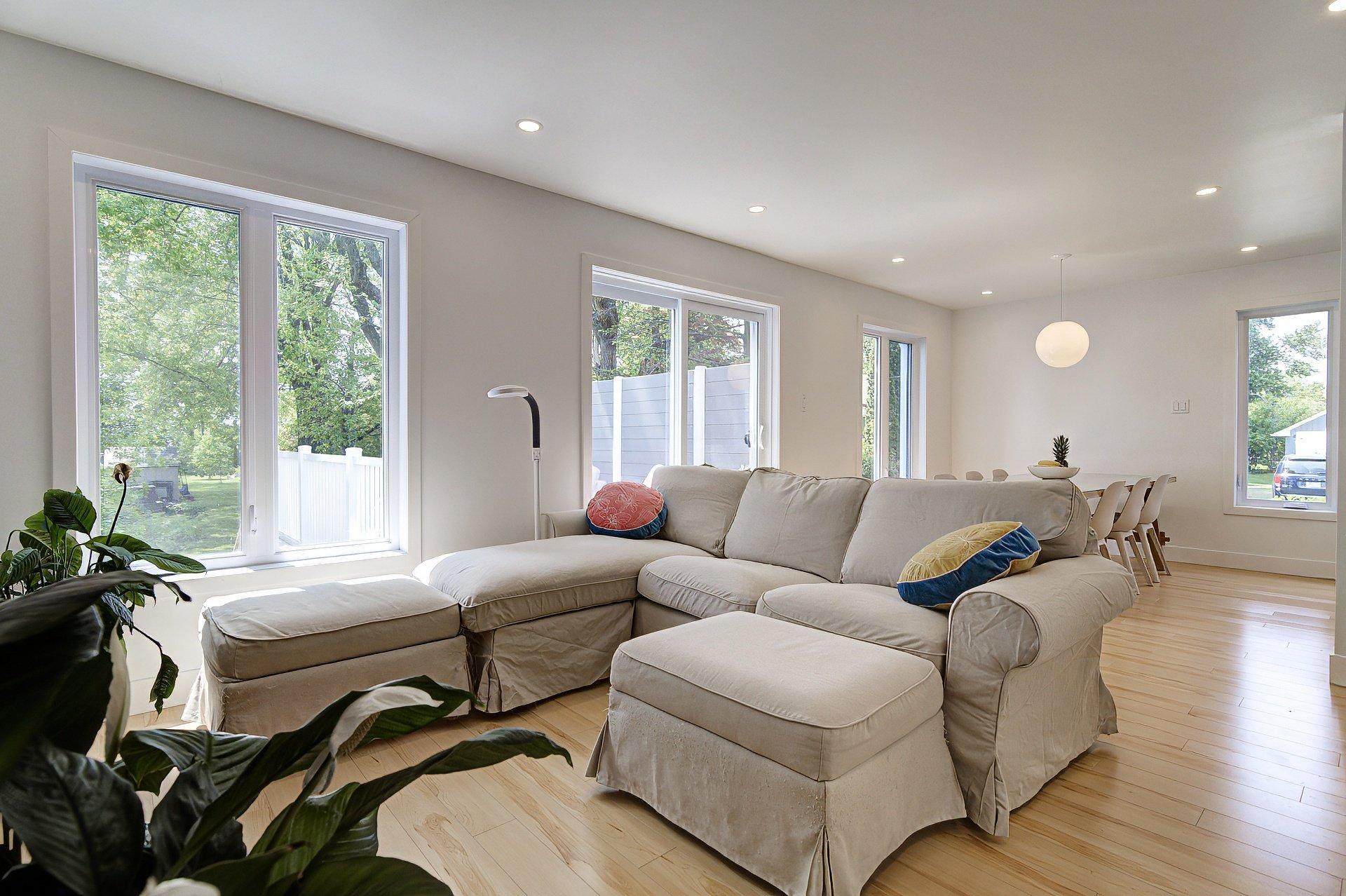 









52


Rue Auclair

,
Notre-Dame-de-l'Île-Perrot,




QC
J7W0X2


