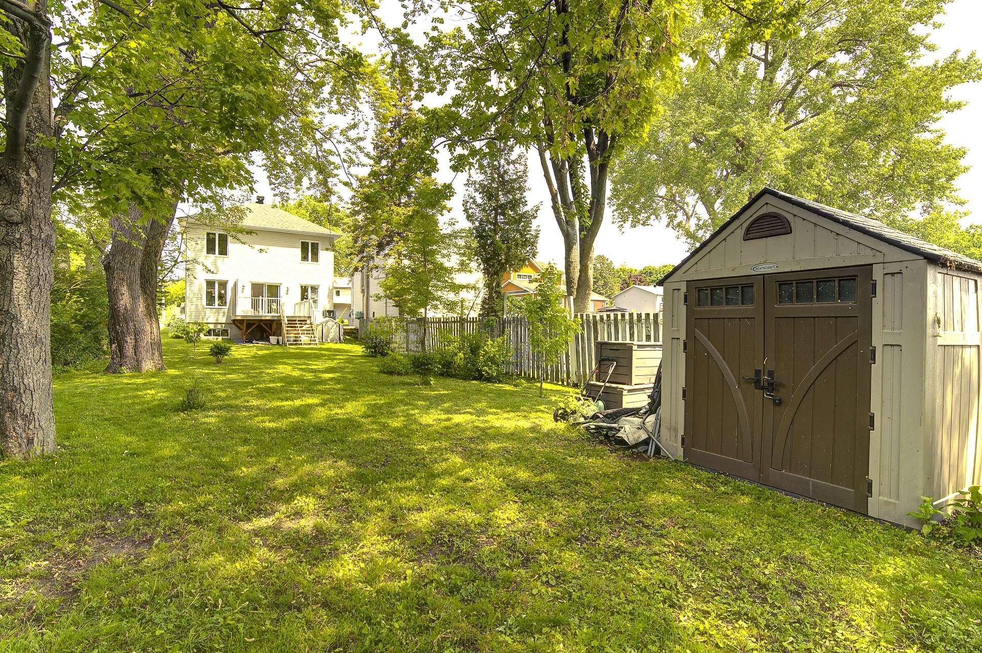









52


Rue Auclair

,
Notre-Dame-de-l'Île-Perrot,




QC
J7W0X2

