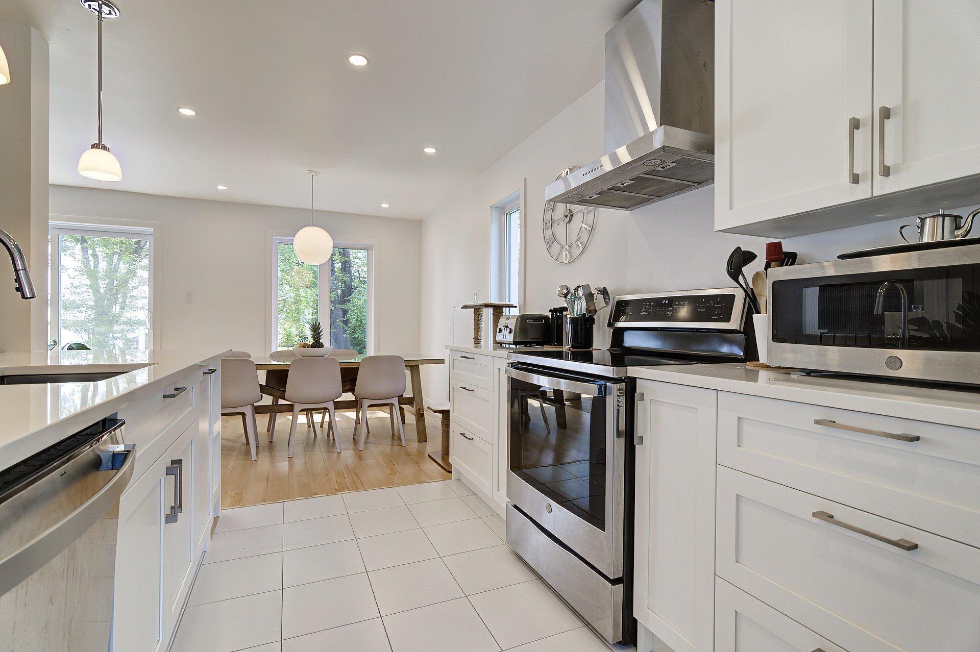 









52


Rue Auclair

,
Notre-Dame-de-l'Île-Perrot,




QC
J7W0X2

