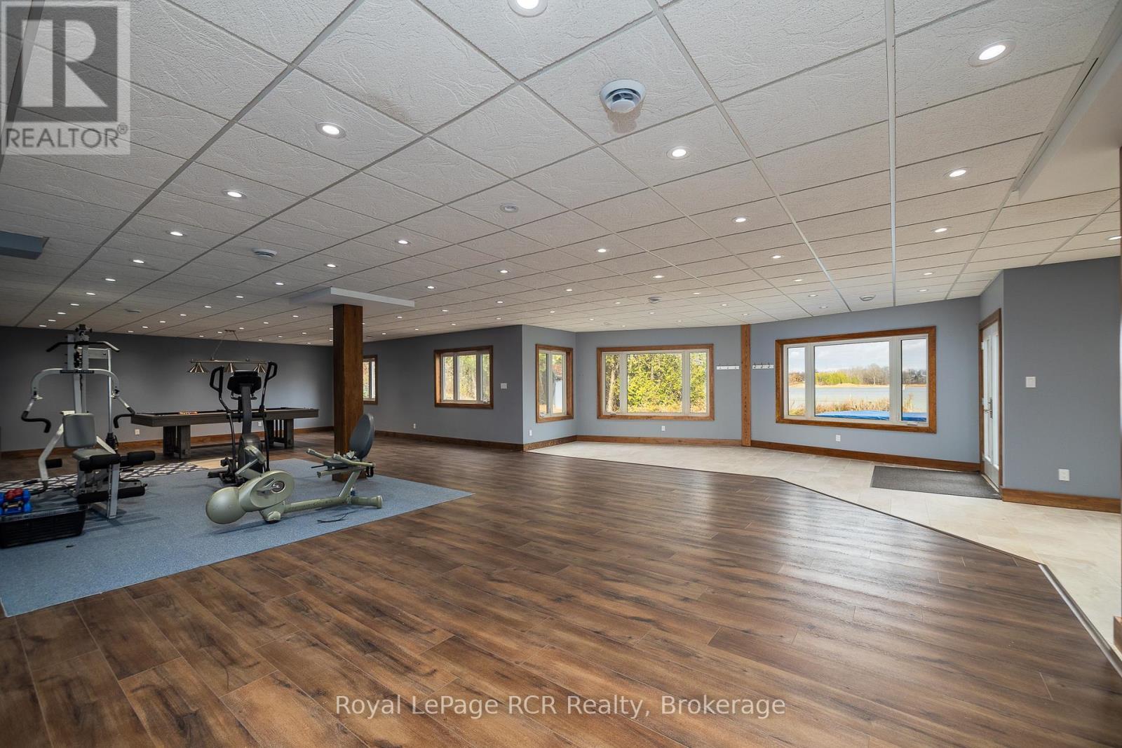 












123 LAKEVIEW ROAD

,
Grey Highlands,




Ontario
N0C1M0

