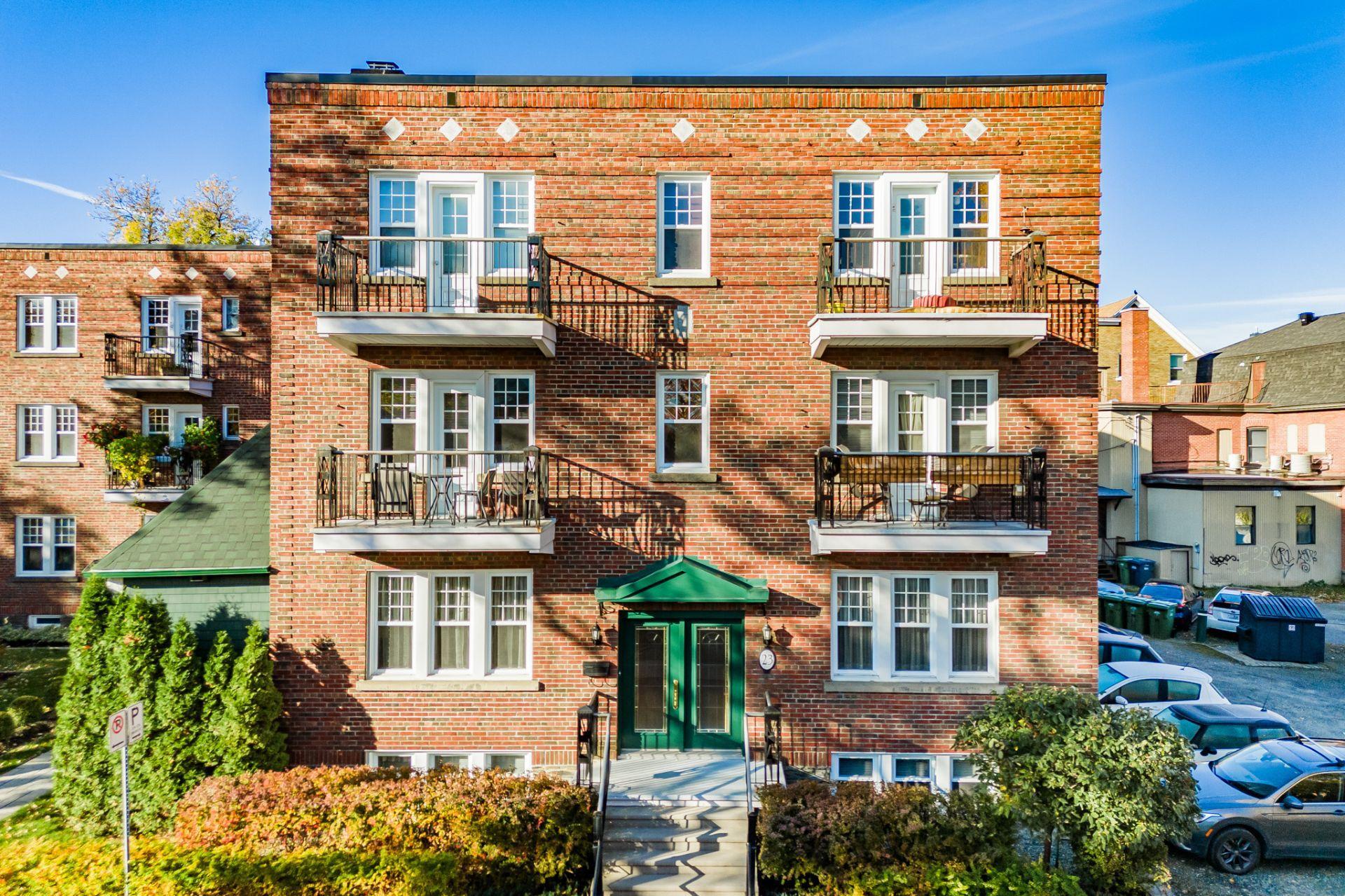 









23Z

 - 27Z


Rue Gordon

,
Sherbrooke (Les Nations),




QC
J1H4Y4

