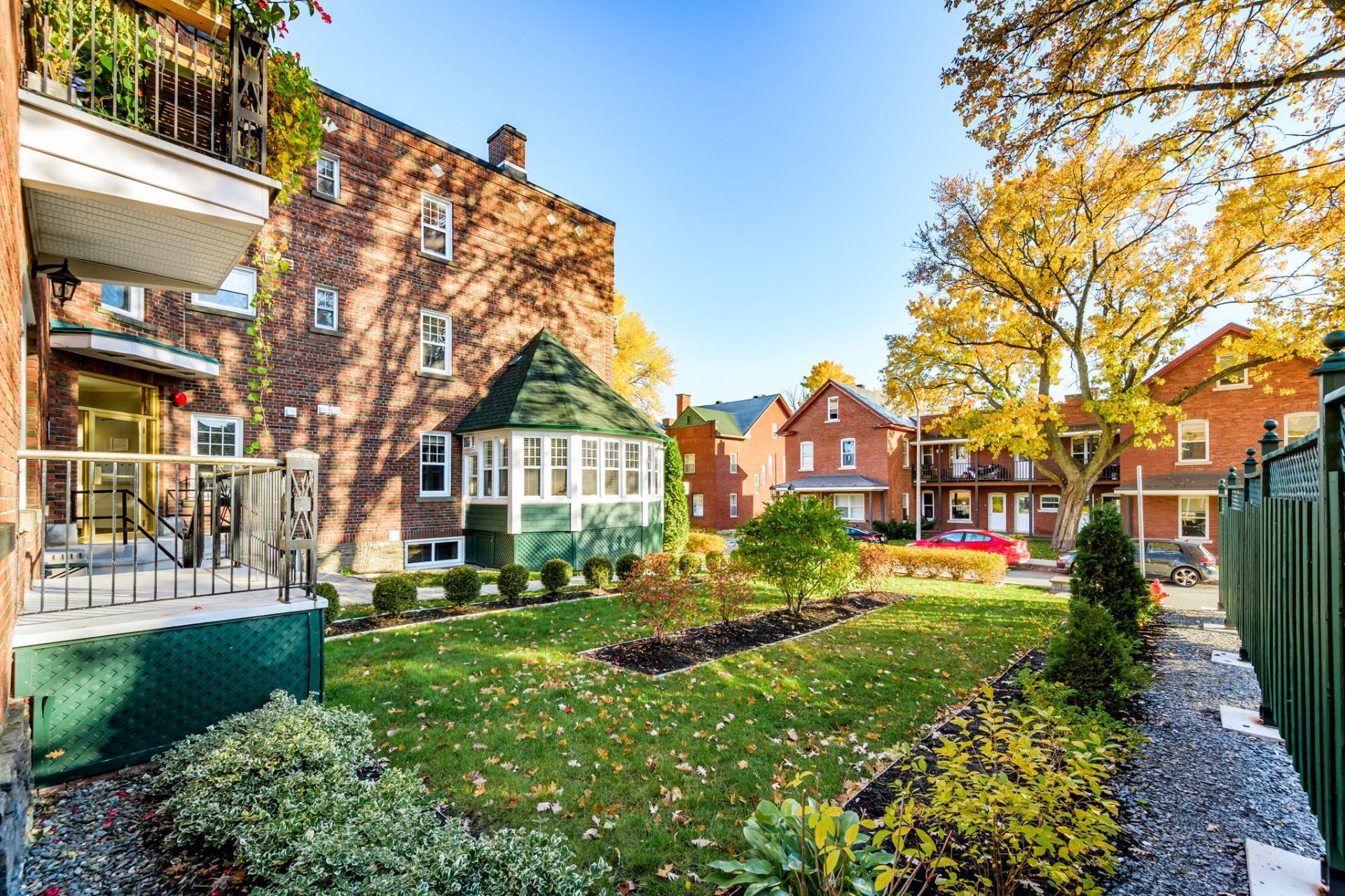 









23Z

 - 27Z


Rue Gordon

,
Sherbrooke (Les Nations),




QC
J1H4Y4

