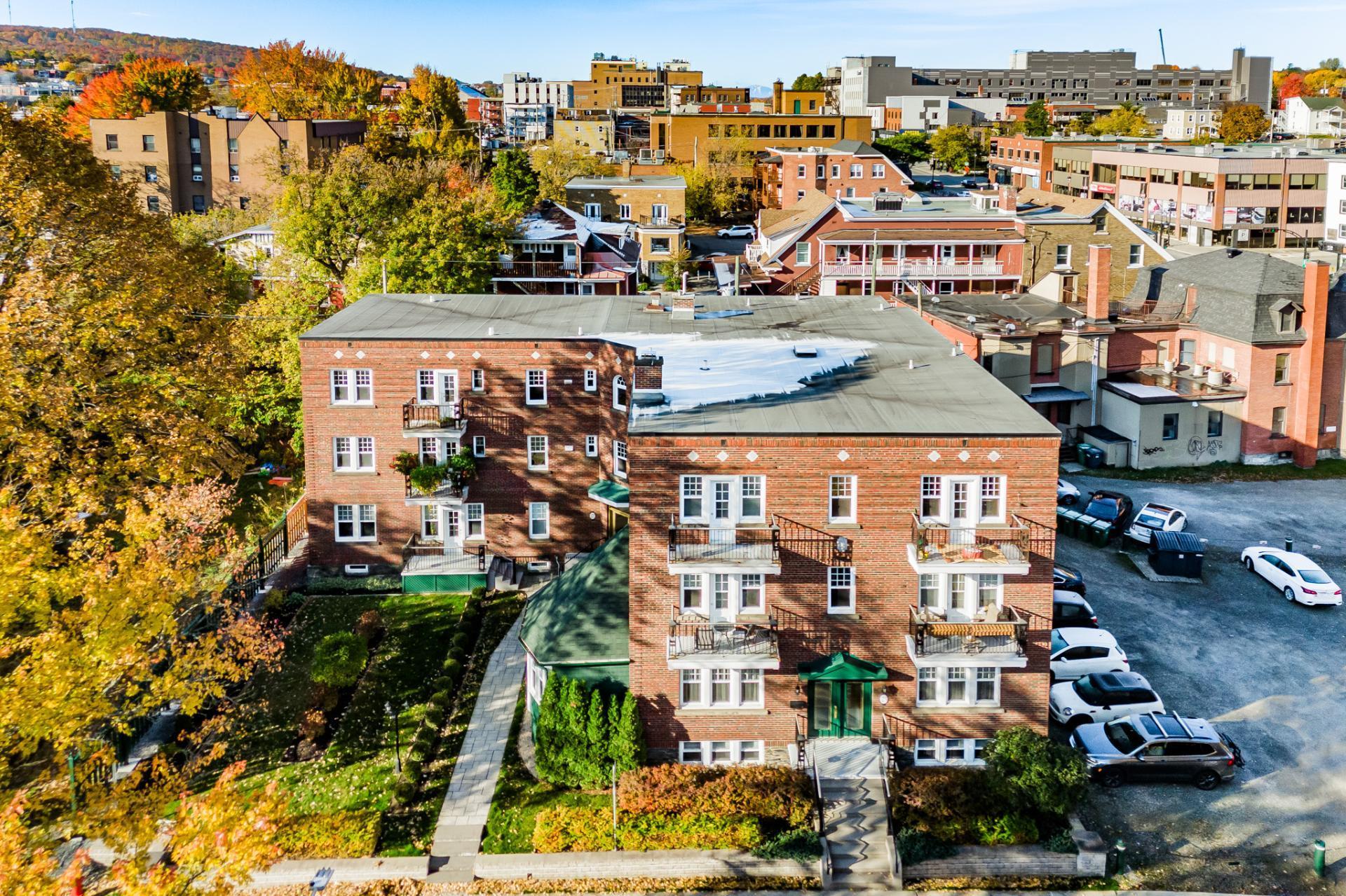 









23Z

 - 27Z


Rue Gordon

,
Sherbrooke (Les Nations),




QC
J1H4Y4

