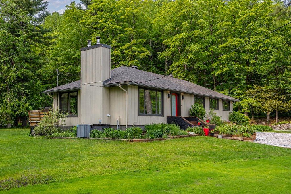 









7


Ch. de la Mine

,
Chelsea,




QC
J9B1C7

