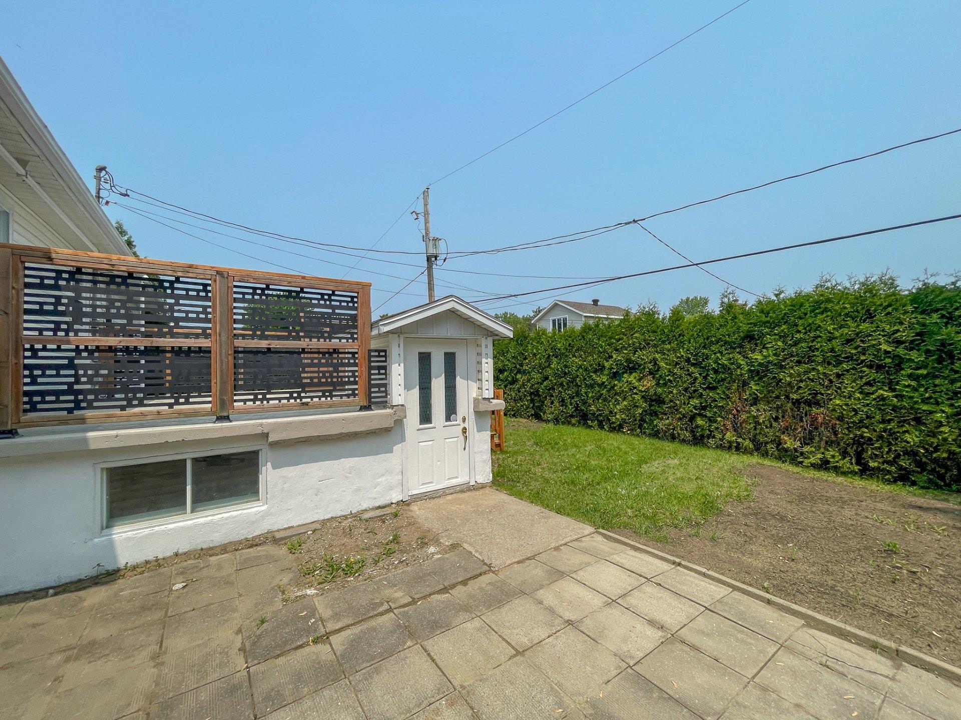 









438


Rue des Érables

,
Trois-Rivières,




QC
G8T5H9


