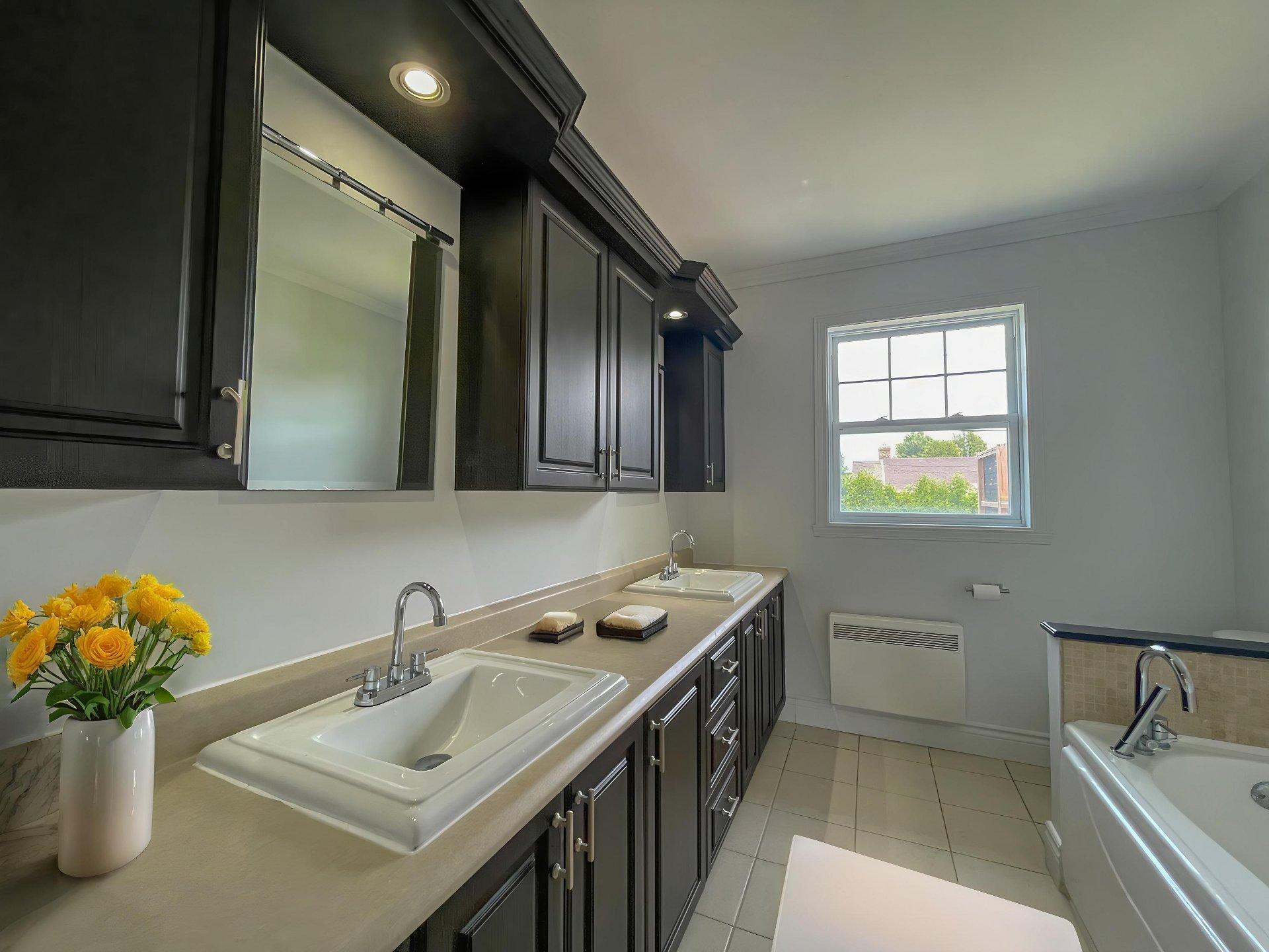 









438


Rue des Érables

,
Trois-Rivières,




QC
G8T5H9

