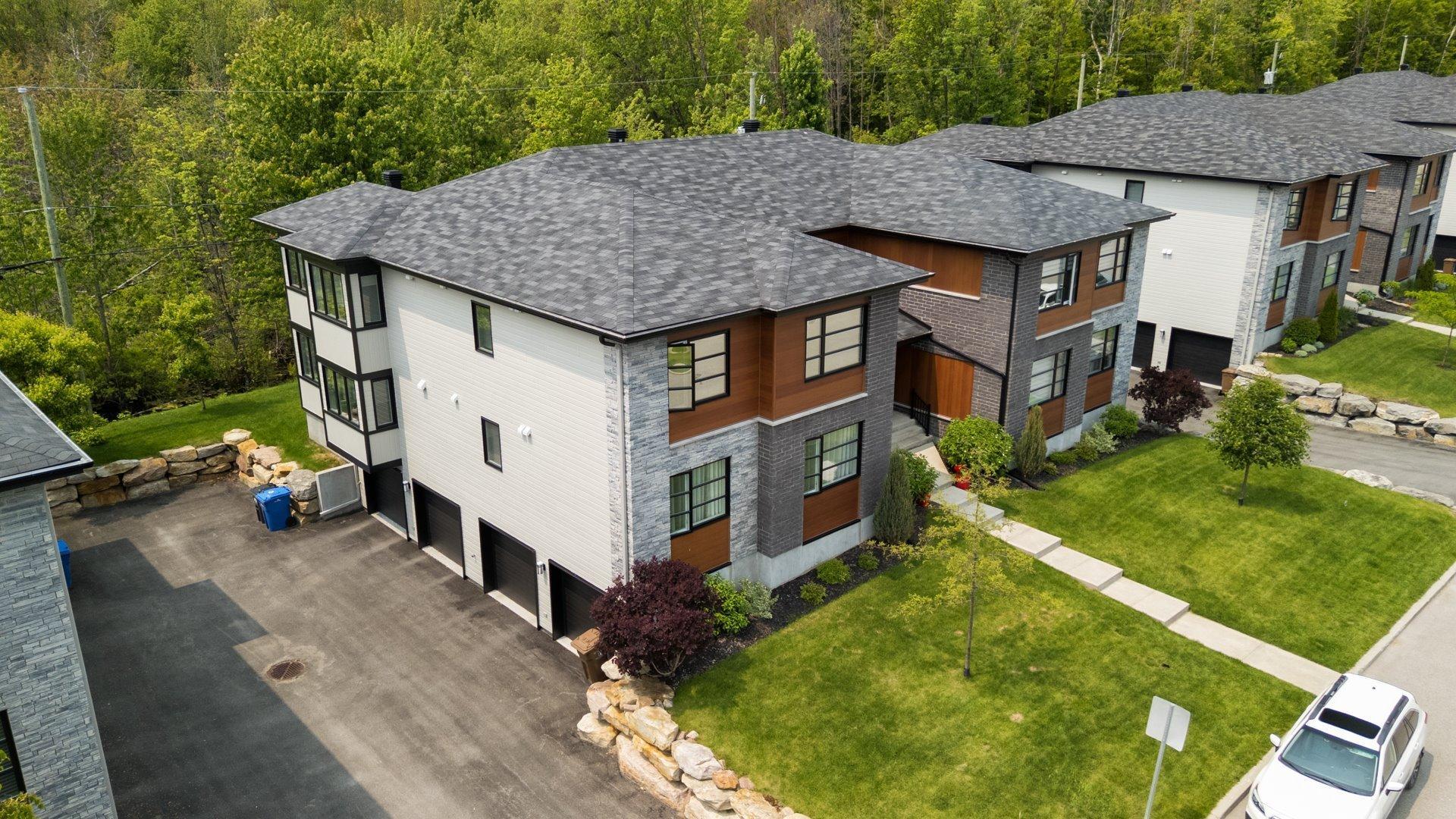 









168


Rue du Pinacle

,
Notre-Dame-de-l'Île-Perrot,




QC
J7W3E5


