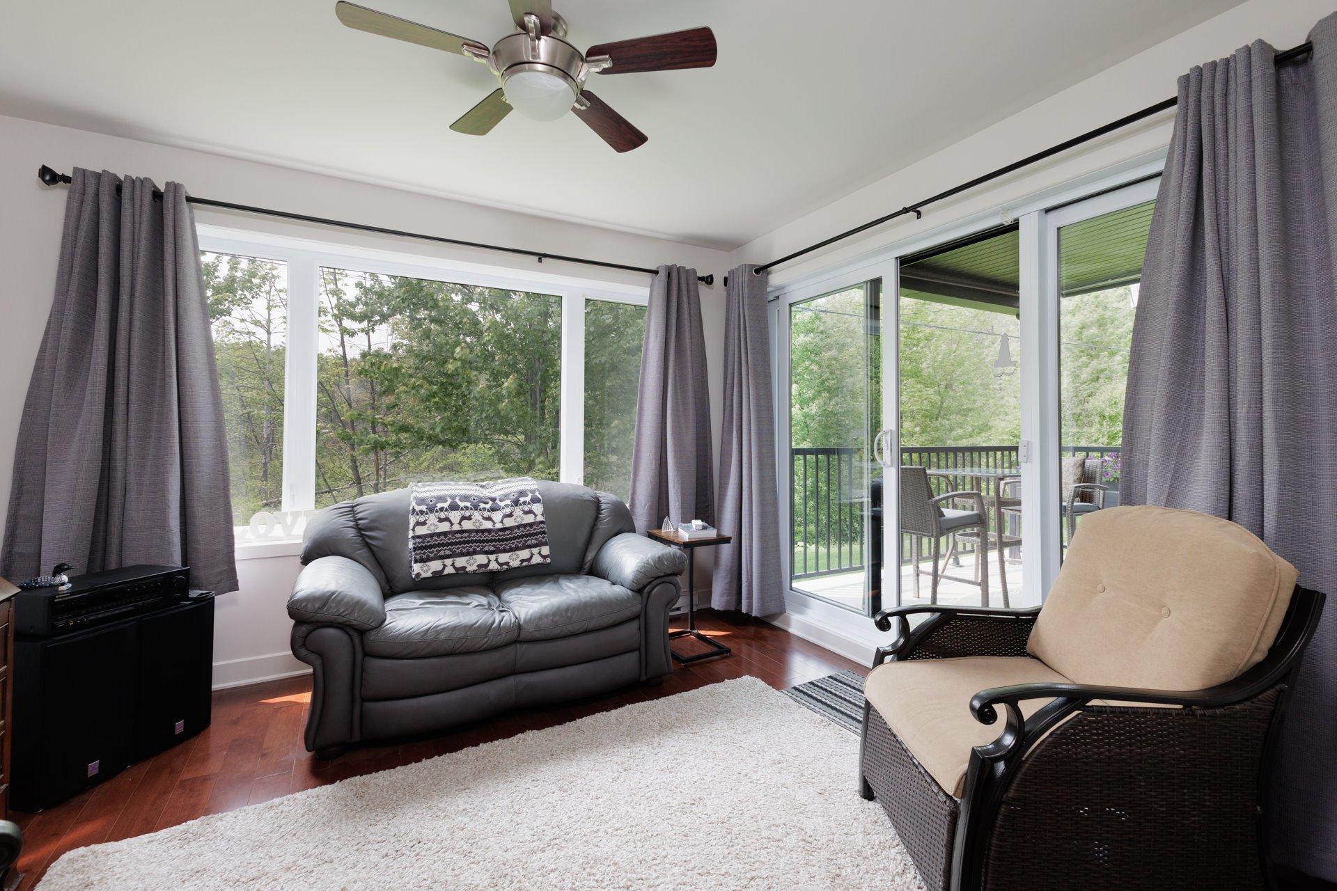 









168


Rue du Pinacle

,
Notre-Dame-de-l'Île-Perrot,




QC
J7W3E5

