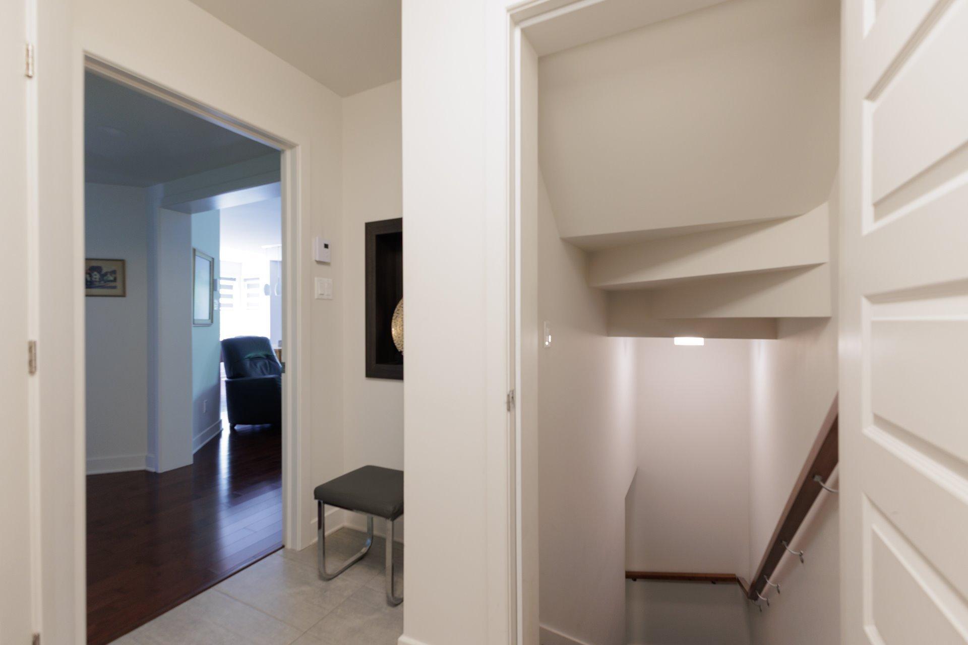 









168


Rue du Pinacle

,
Notre-Dame-de-l'Île-Perrot,




QC
J7W3E5

