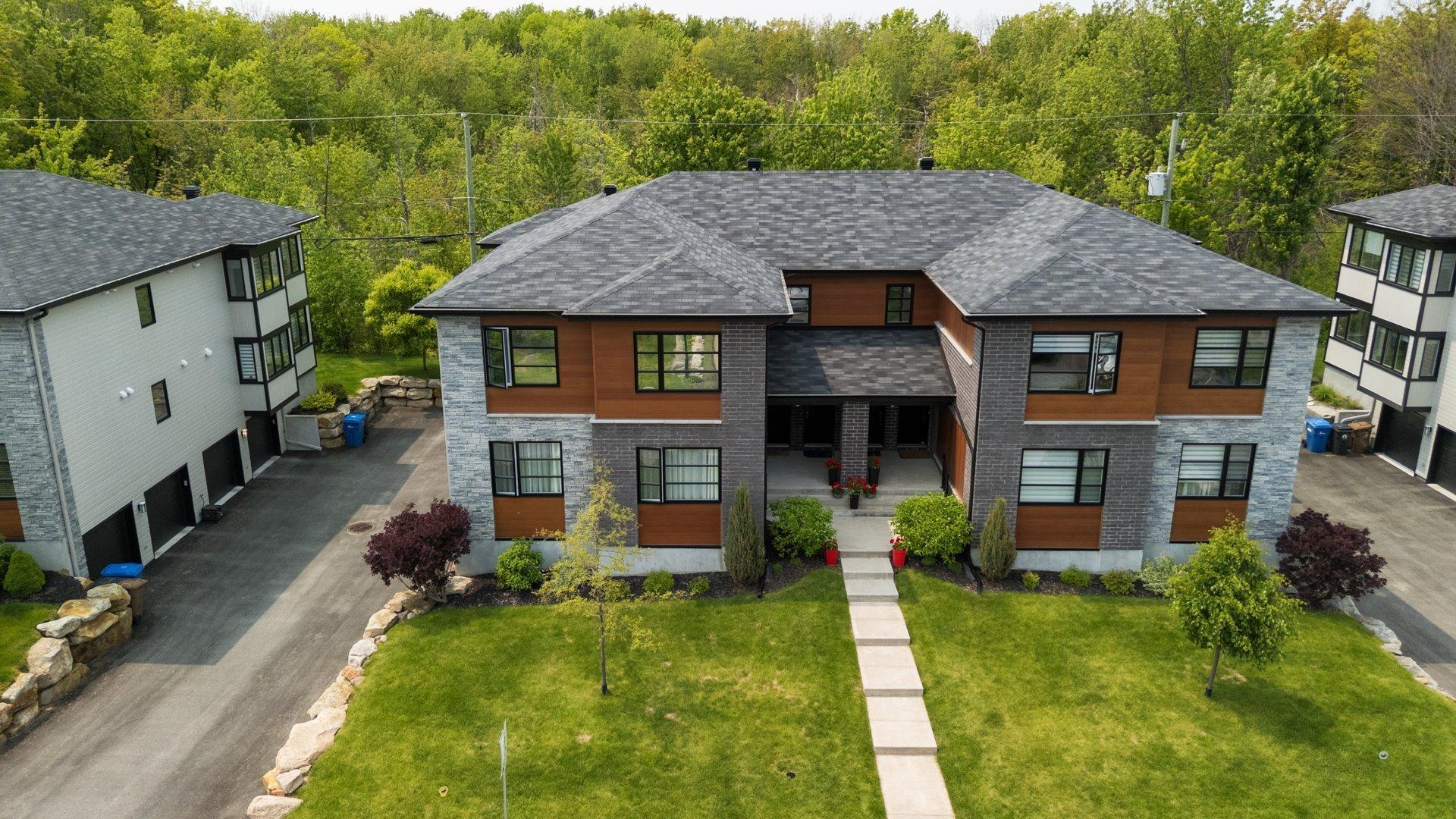 









168


Rue du Pinacle

,
Notre-Dame-de-l'Île-Perrot,




QC
J7W3E5

