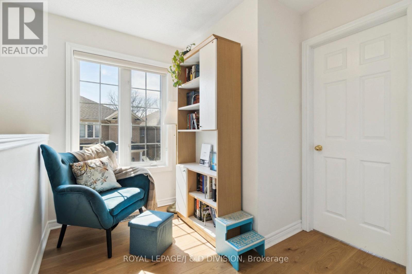 












187 TOM TAYLOR CRESCENT

,
Newmarket,




Ontario
L3X3E9

