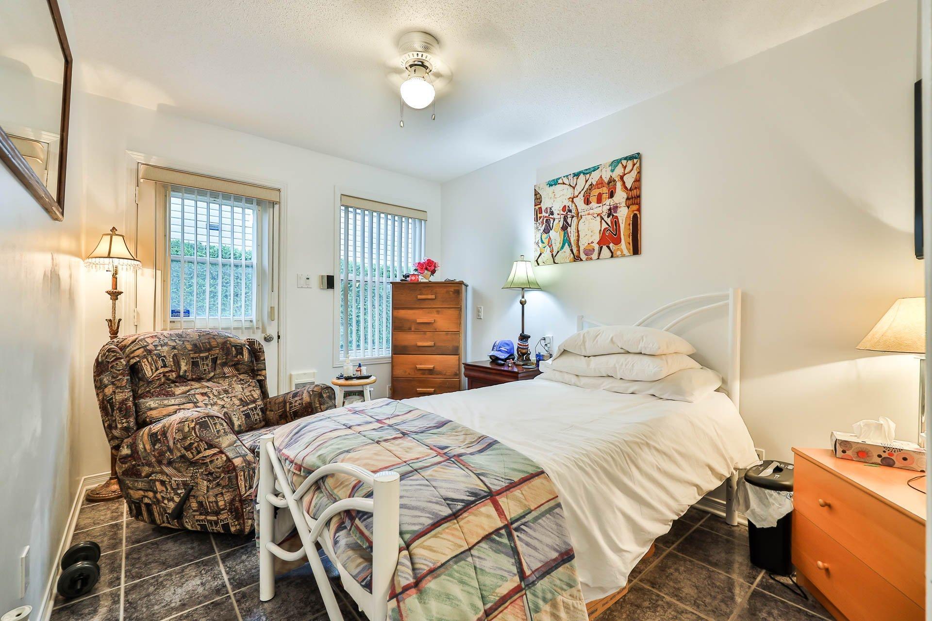 









712


Rue Brisebois

,
Gatineau (Buckingham),




QC
J8L3Y5

