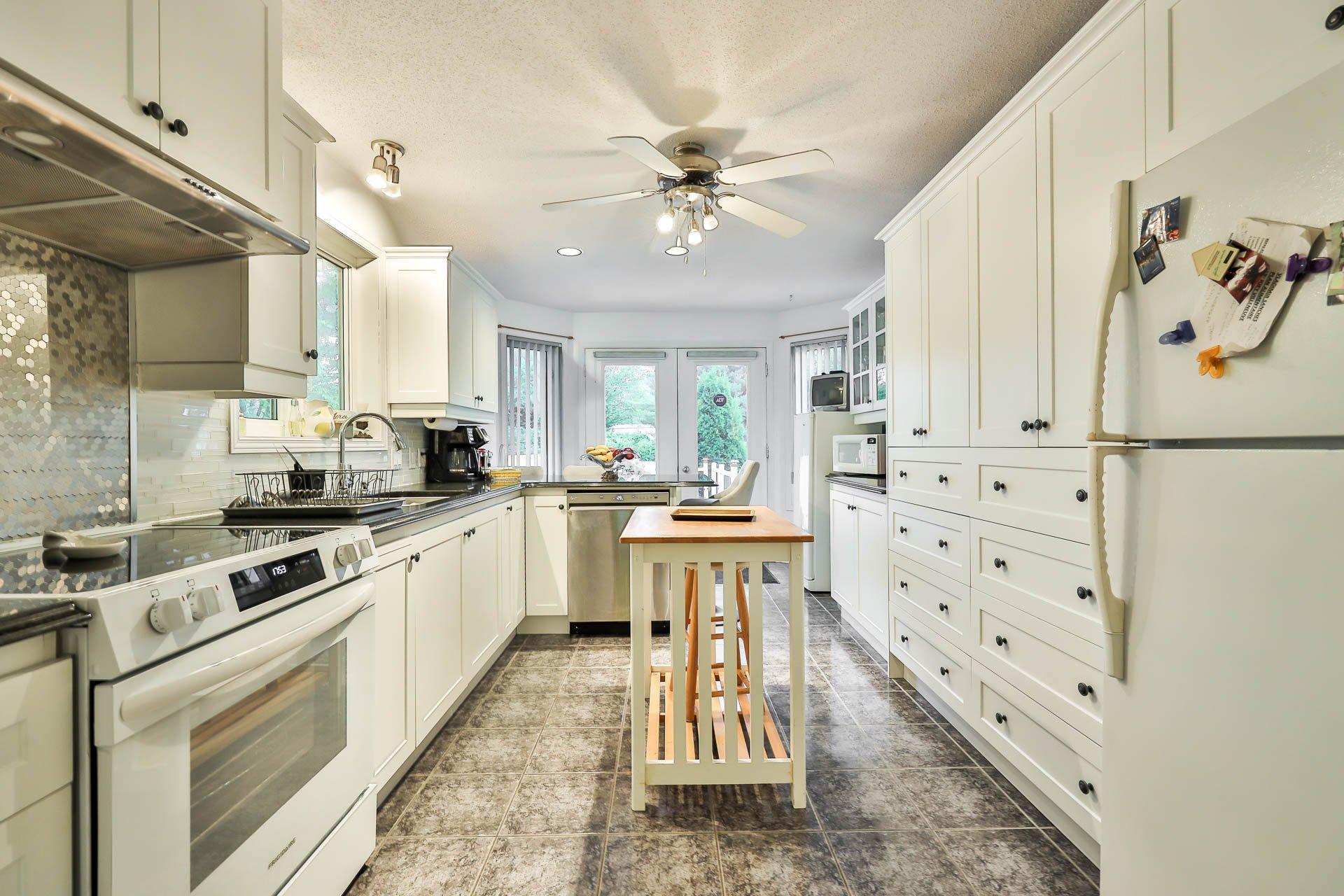 









712


Rue Brisebois

,
Gatineau (Buckingham),




QC
J8L3Y5


