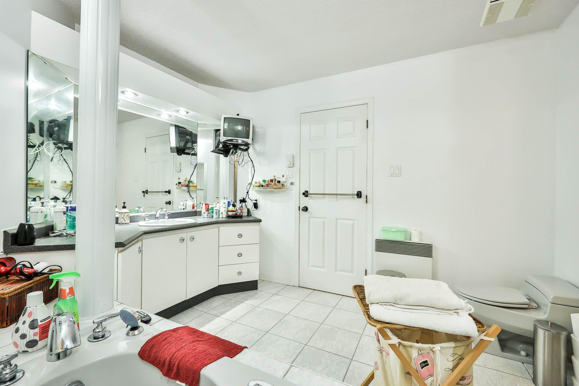 









712


Rue Brisebois

,
Gatineau (Buckingham),




QC
J8L3Y5

