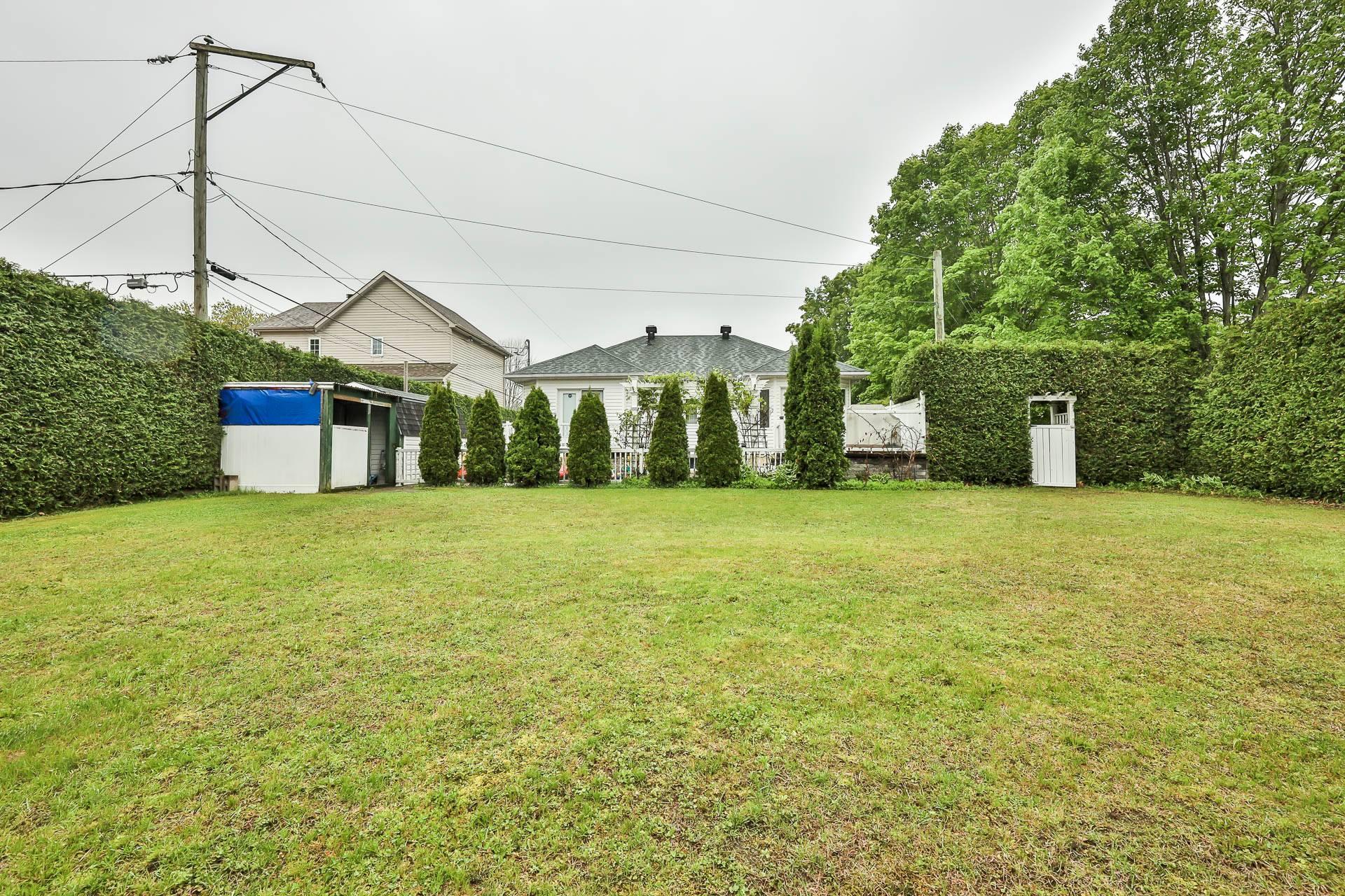 









712


Rue Brisebois

,
Gatineau (Buckingham),




QC
J8L3Y5

