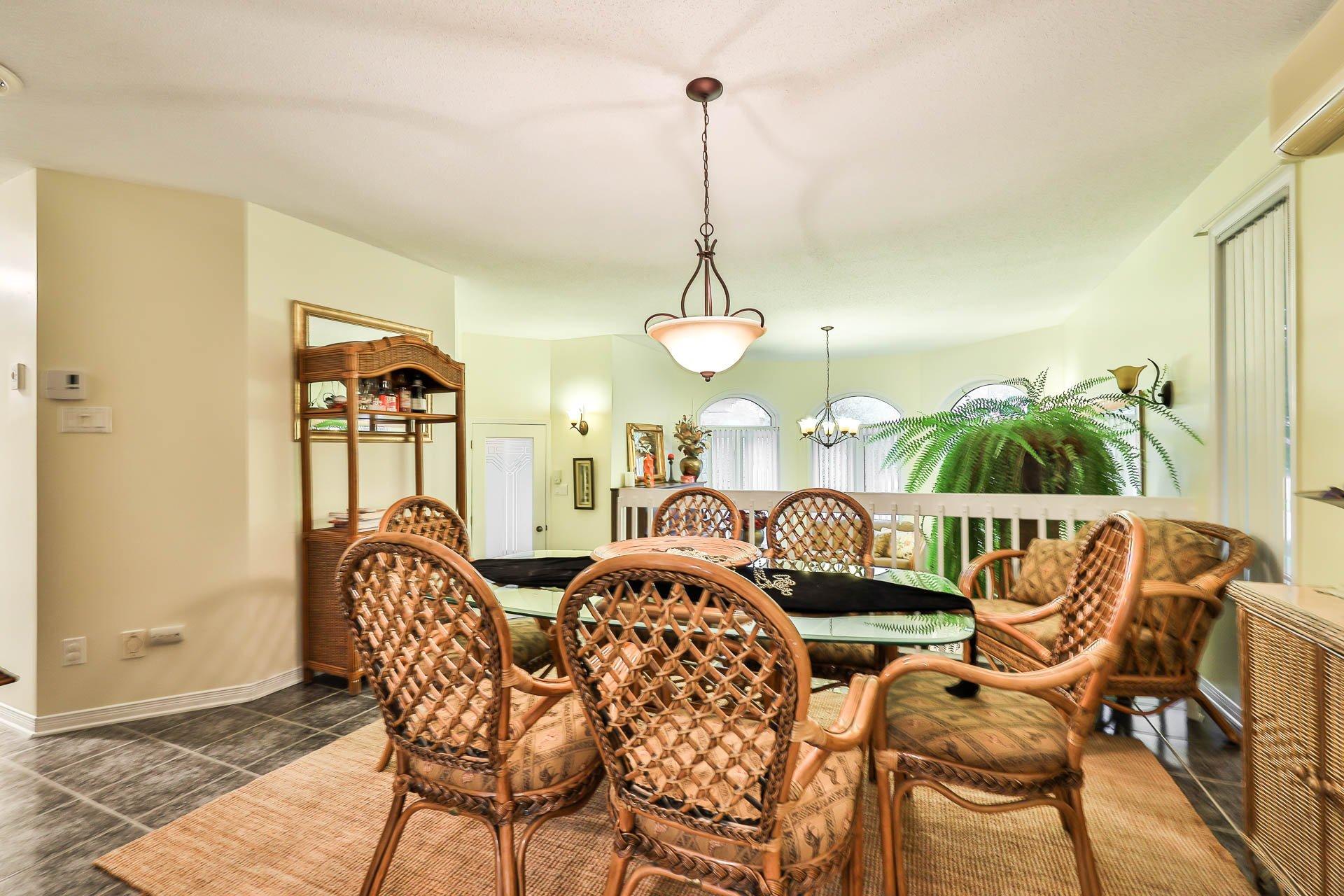 









712


Rue Brisebois

,
Gatineau (Buckingham),




QC
J8L3Y5

