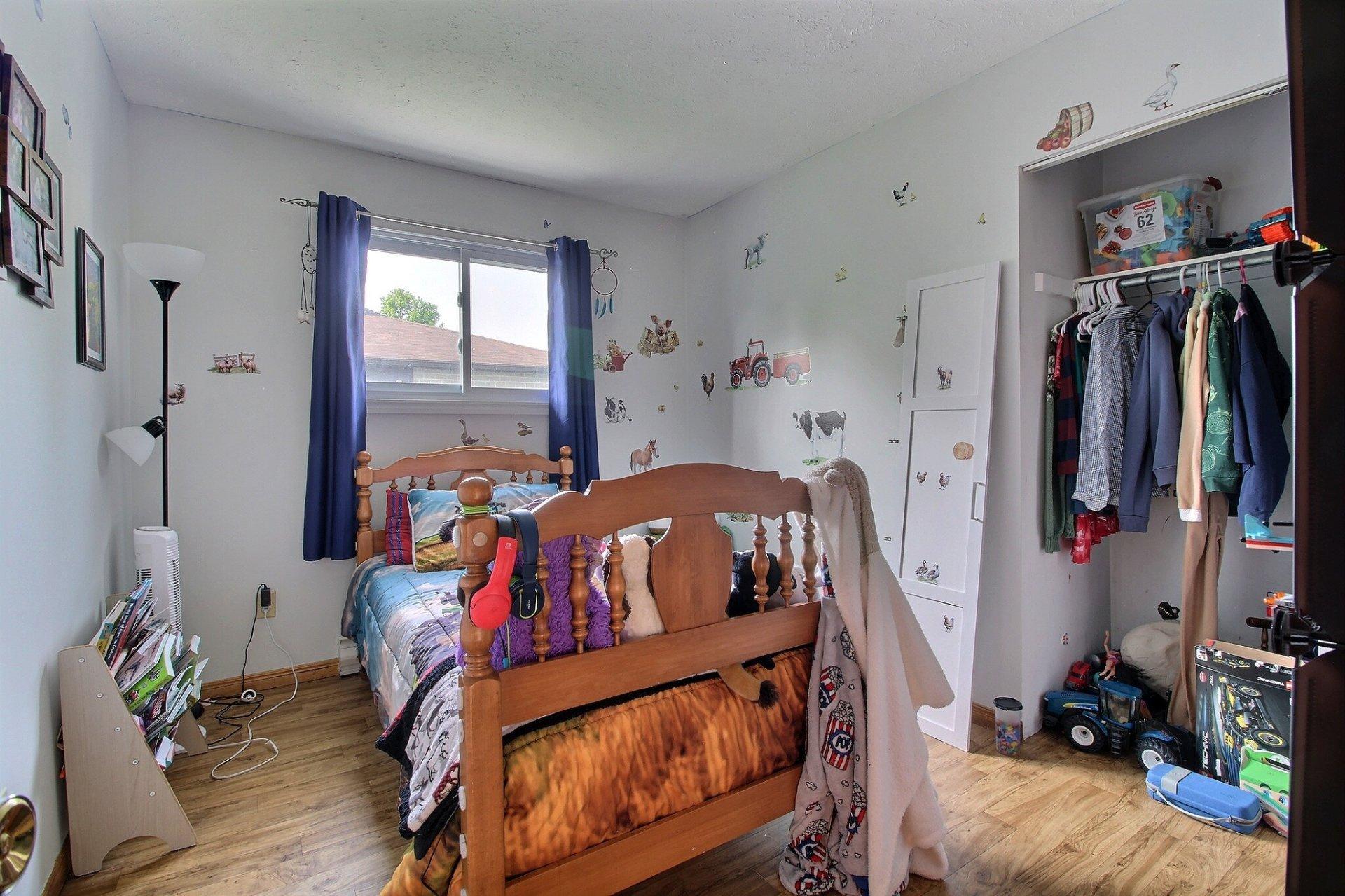 









188


Ch. du Ruisseau-Rouge

,
Magog,




QC
J1X5J6


