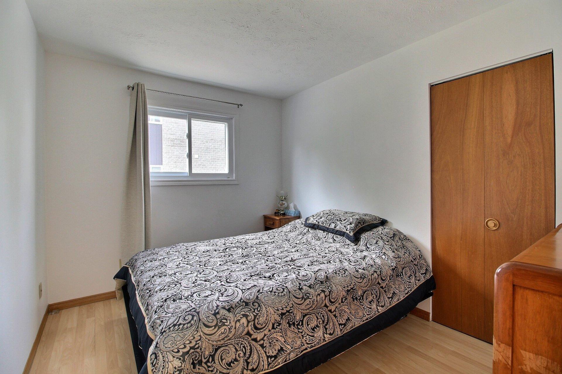 









188


Ch. du Ruisseau-Rouge

,
Magog,




QC
J1X5J6

