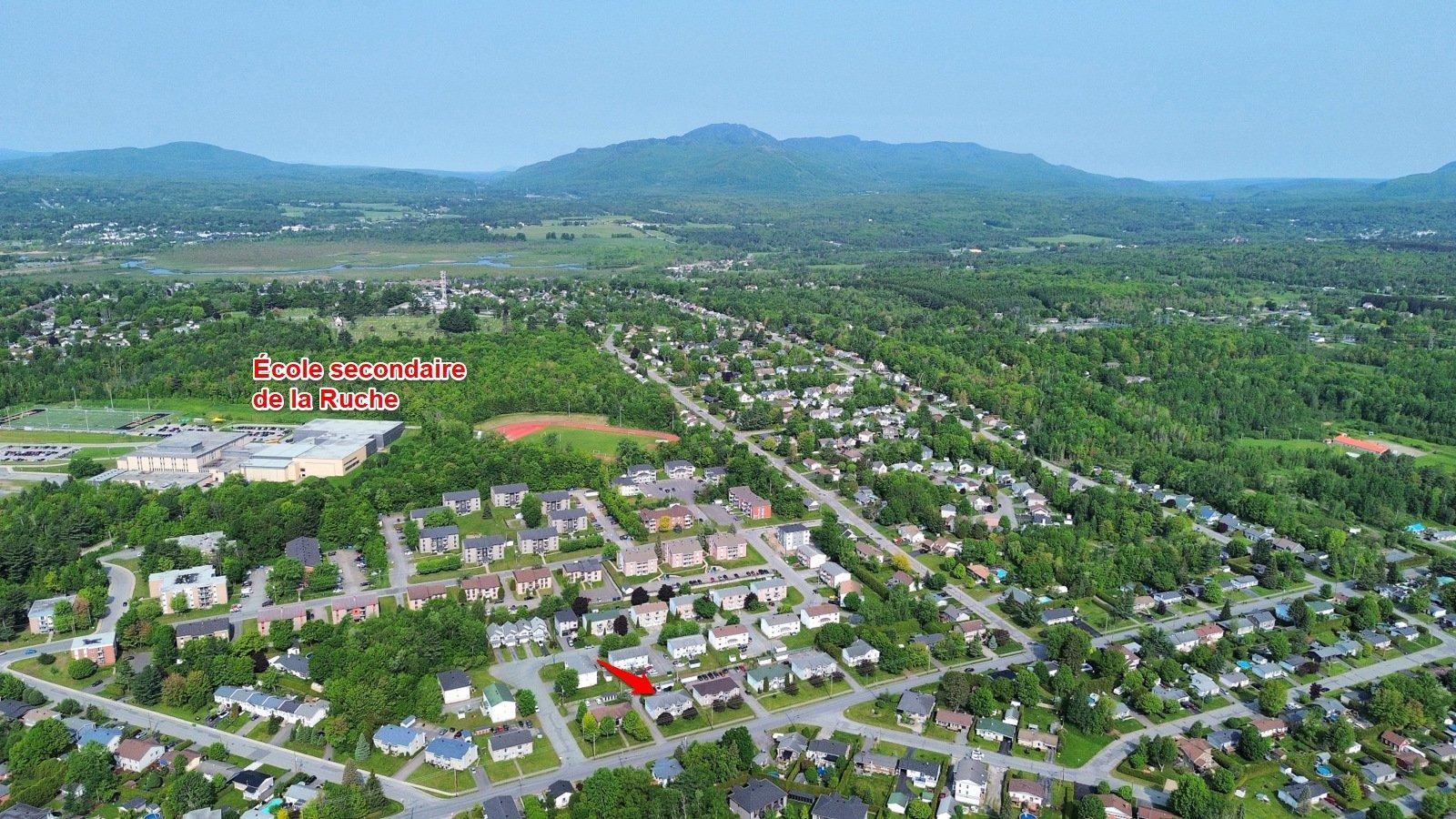 









188


Ch. du Ruisseau-Rouge

,
Magog,




QC
J1X5J6

