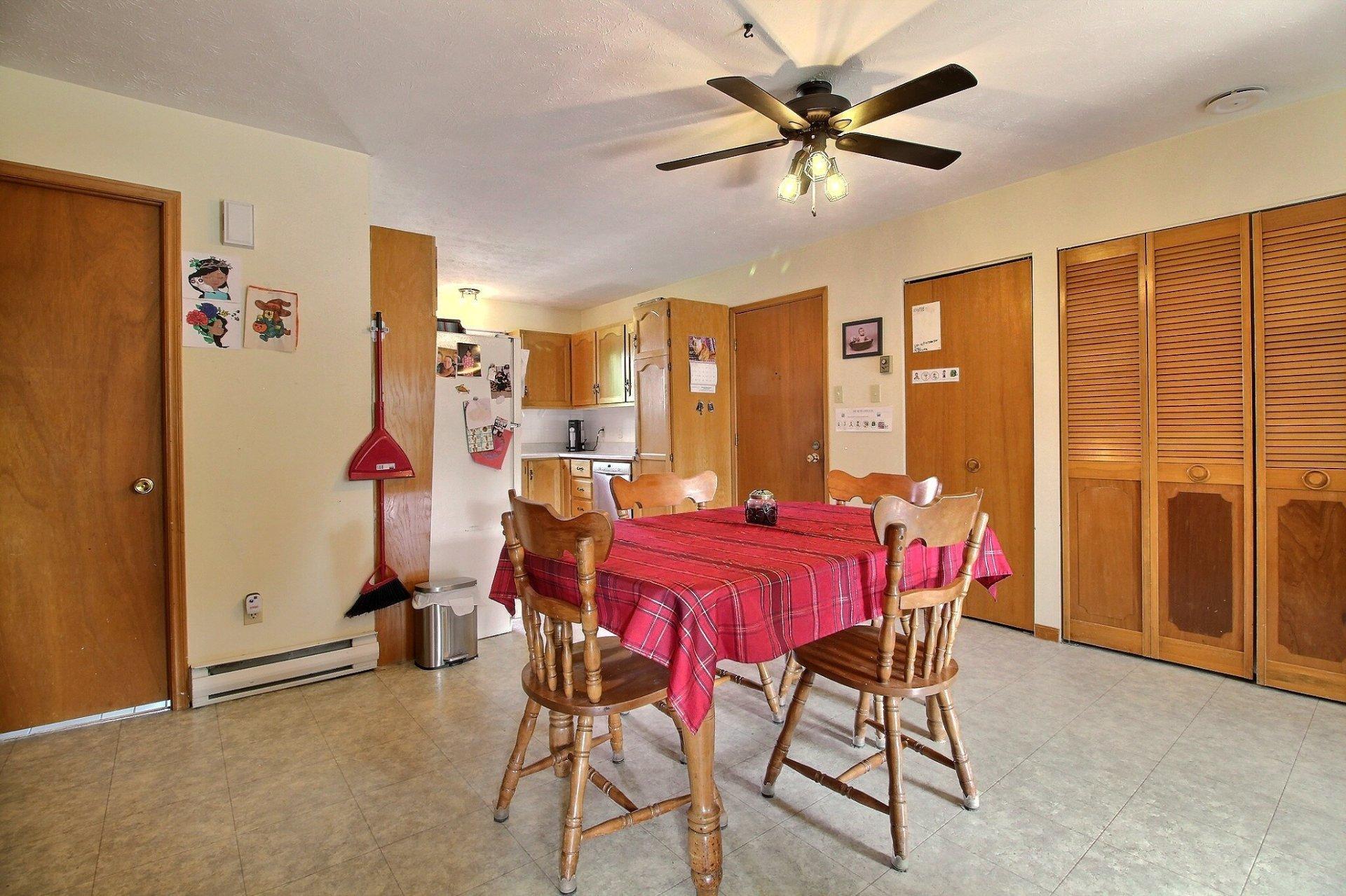 









188


Ch. du Ruisseau-Rouge

,
Magog,




QC
J1X5J6

