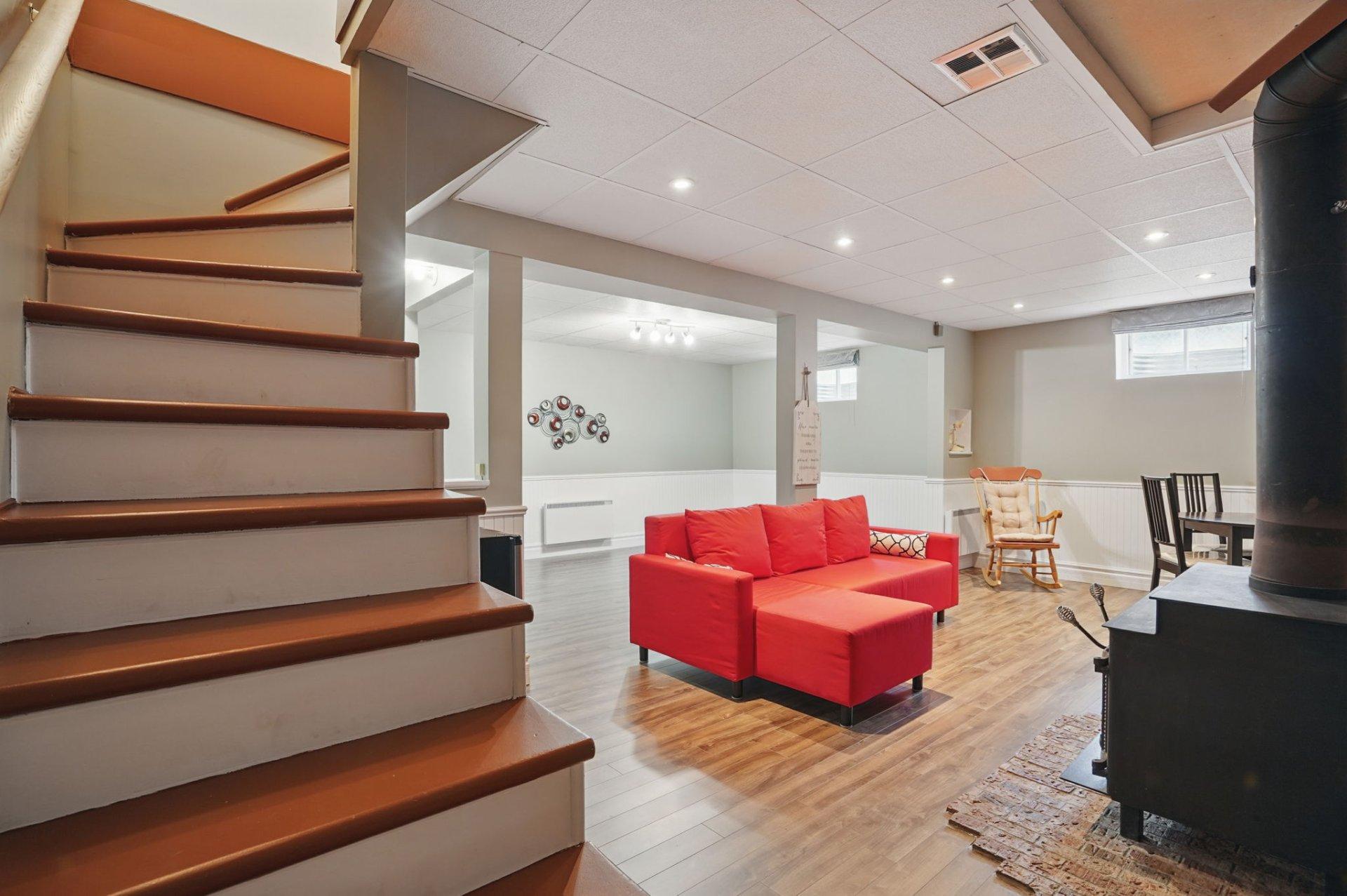 









11383


Av. de Bruxelles

,
Montréal (Montréal-Nord),




QC
H1H4S3

