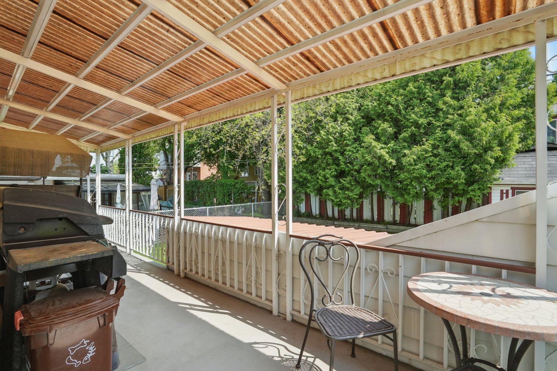 









11383


Av. de Bruxelles

,
Montréal (Montréal-Nord),




QC
H1H4S3

