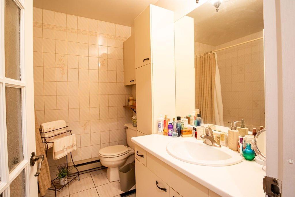 









4330


Rue de la Seine

, 102,
Laval (Chomedey),




QC
H7W2S3

