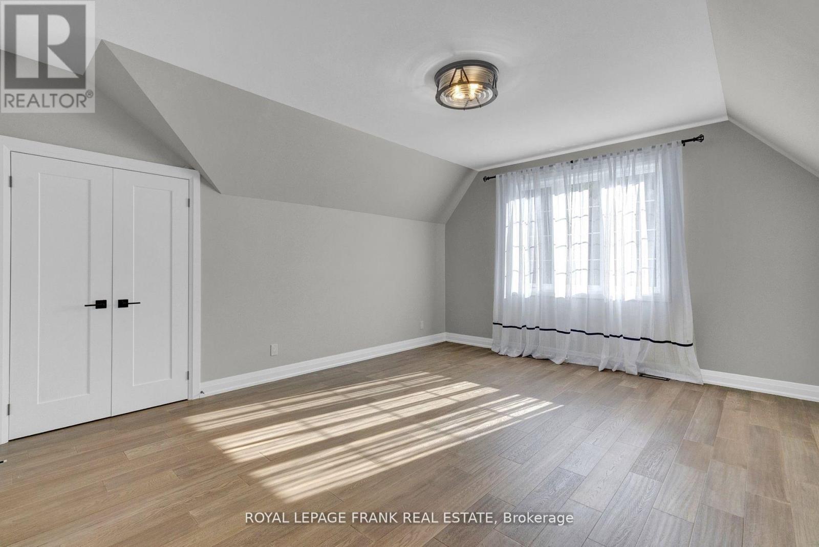












548 VIEW LAKE ROAD

,
Scugog,




Ontario
L0B1K0

