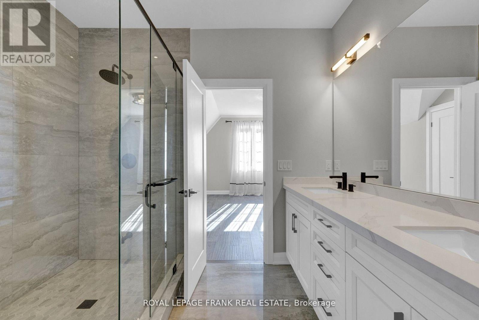 












548 VIEW LAKE ROAD

,
Scugog,




Ontario
L0B1K0

