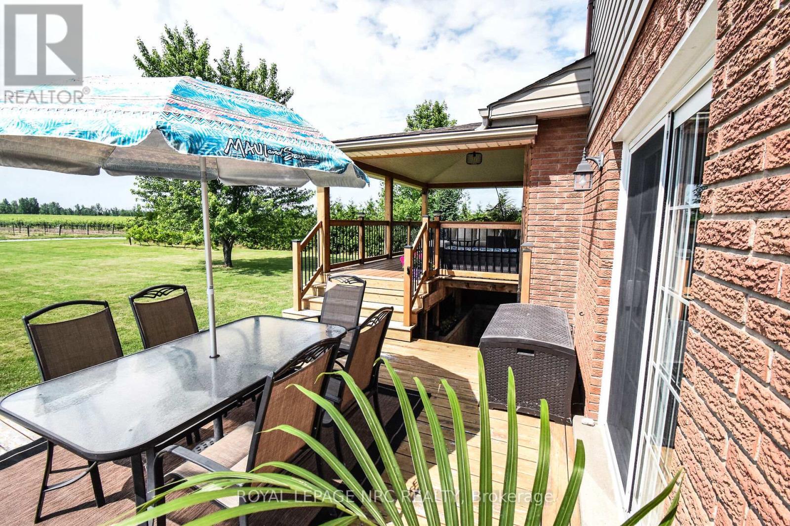 












155 EAST WEST LINE ROAD

,
Niagara-on-the-Lake (Lakeshore),




Ontario
L0S1J0

