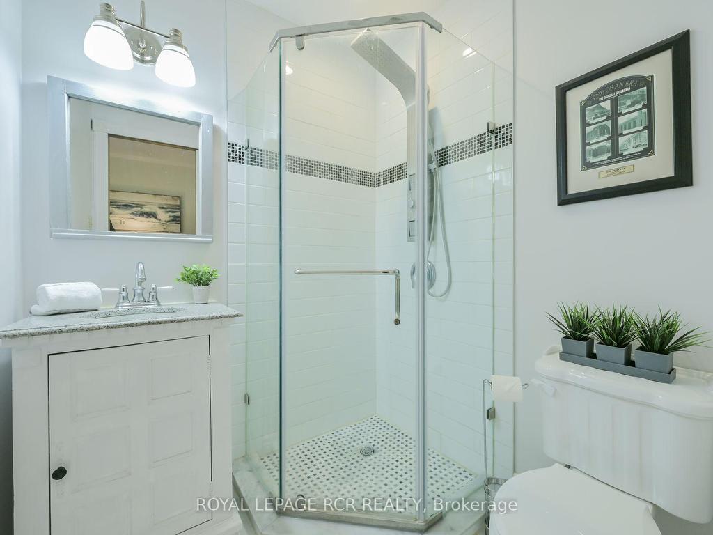 









12


Third

Avenue,
Orangeville,




ON
L9W 1G9

