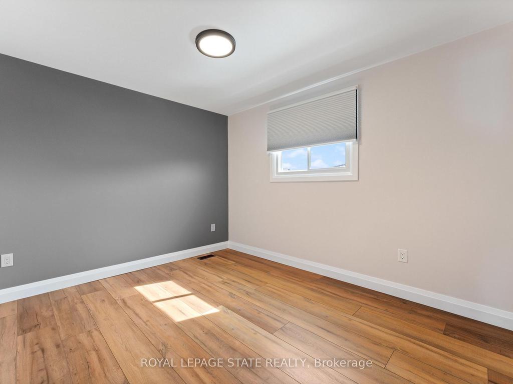 









144


Ravenbury

Drive, Upper Level,
Hamilton,




ON
L8W 2B5

