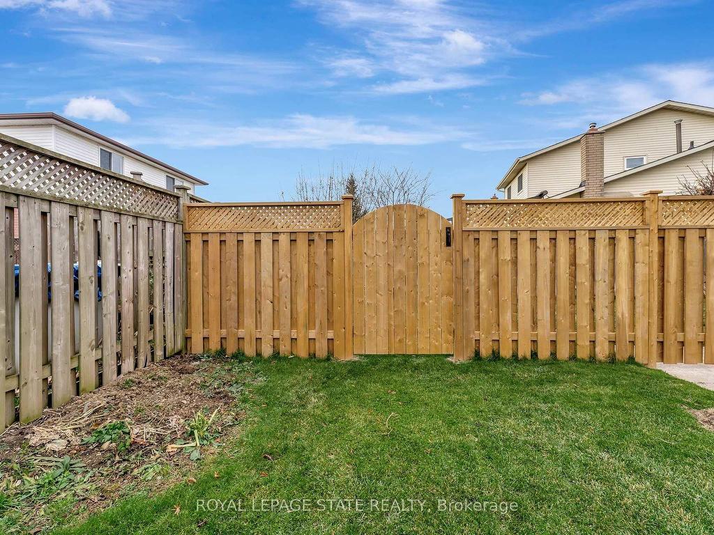 









144


Ravenbury

Drive, Upper Level,
Hamilton,




ON
L8W 2B5

