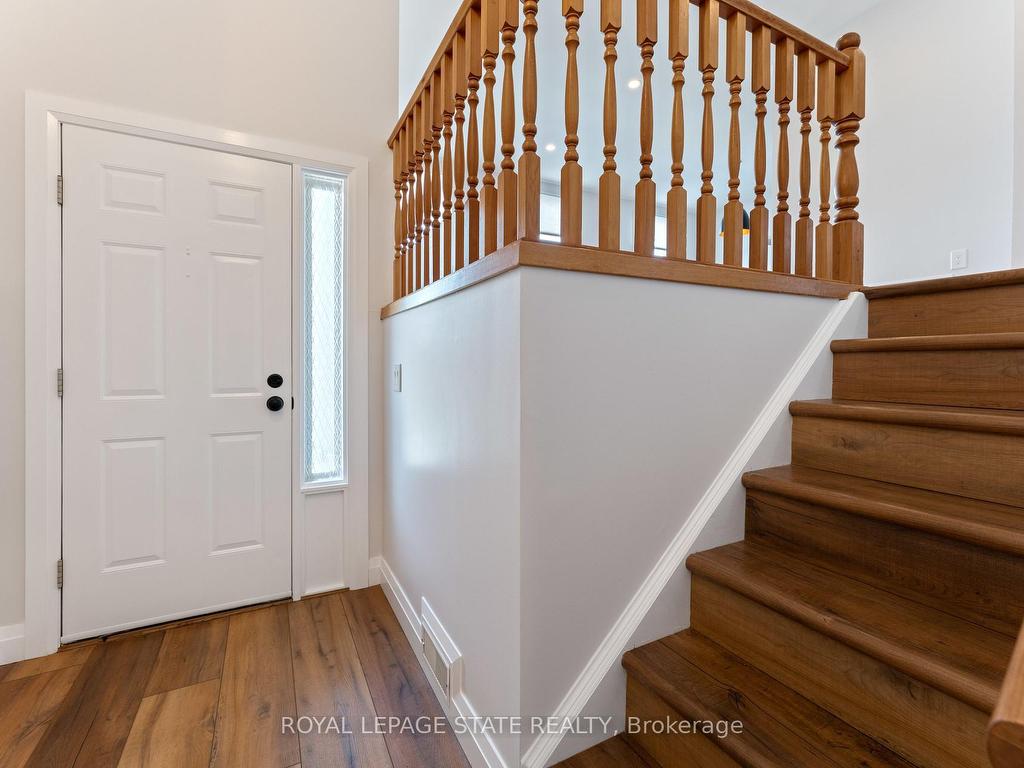 









144


Ravenbury

Drive, Upper Level,
Hamilton,




ON
L8W 2B5

