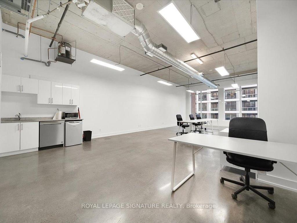 









130


Queens

Quay East, 615,
Toronto,




ON
M5A 0P6

