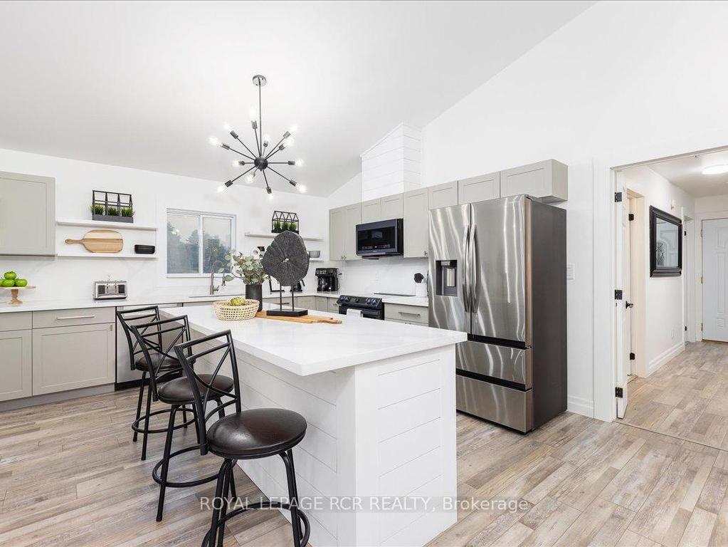 









395


Sandford

Road,
Uxbridge,




ON
L0C 1E0

