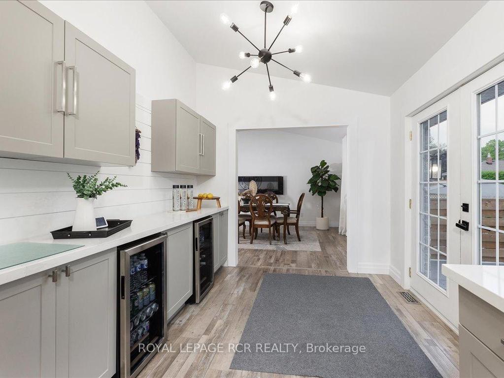 









395


Sandford

Road,
Uxbridge,




ON
L0C 1E0

