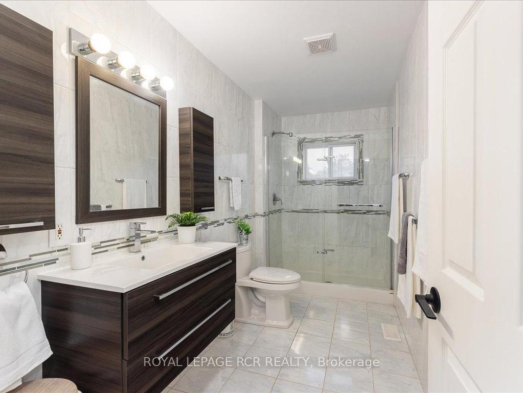 









395


Sandford

Road,
Uxbridge,




ON
L0C 1E0

