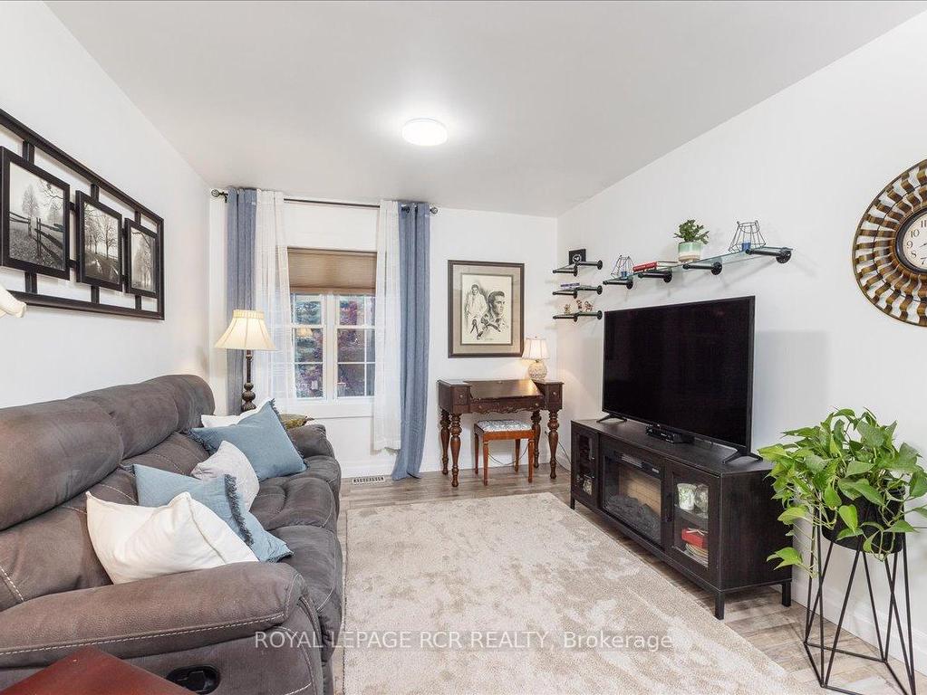 









395


Sandford

Road,
Uxbridge,




ON
L0C 1E0


