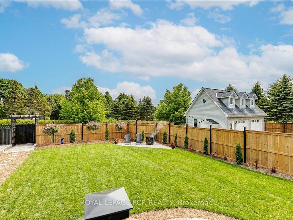 









395


Sandford

Road,
Uxbridge,




ON
L0C 1E0

